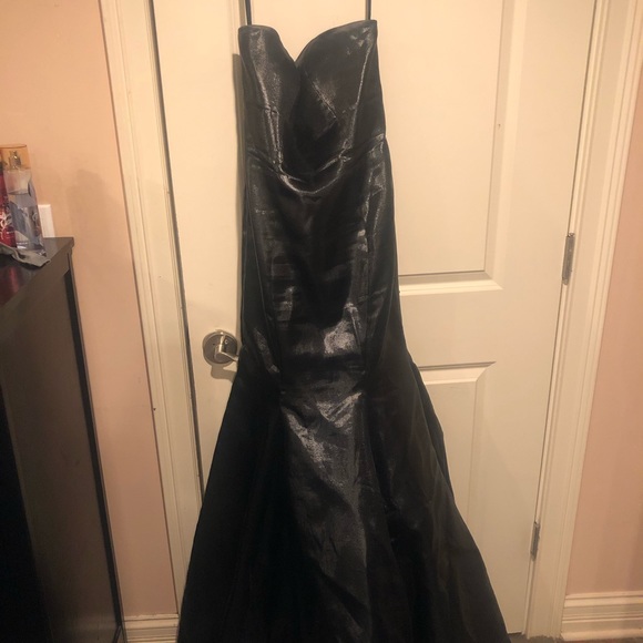 Last year Prom Dress - Picture 2 of 5